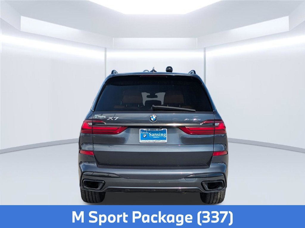 Used 2022 BMW X7 xDrive40i w/ M Sport Package AWD/4WD image 6