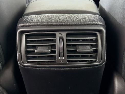 Certified 2022 Nissan Rogue Sport SV w/ Technology Package image 25