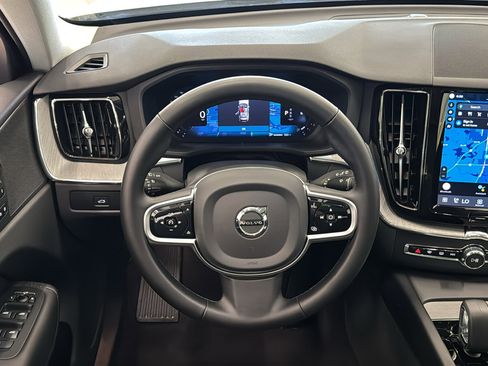 Used 2025 Volvo XC60 B5 Plus AWD/4WD image 12