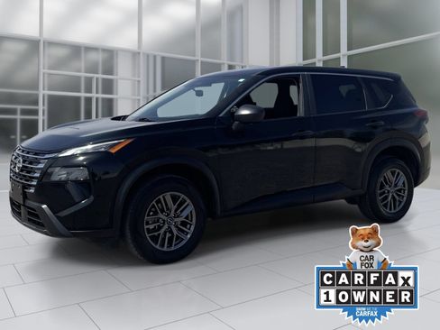 Certified 2024 Nissan Rogue S AWD/4WD image 2