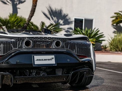 New 2026 McLaren Artura Spider image 32