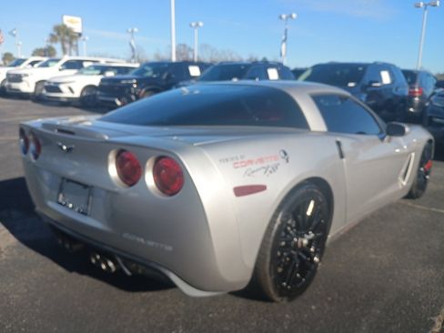 Used 2005 Chevrolet Corvette Coupe w/ Preferred Equipment Group image 3