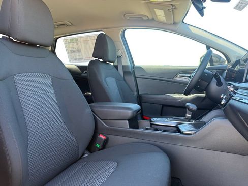 New 2026 Kia Sportage LX AWD/4WD image 15
