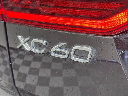 New 2026 Volvo XC60 B5 Plus w/ Protection Package Premier AWD/4WD image 5
