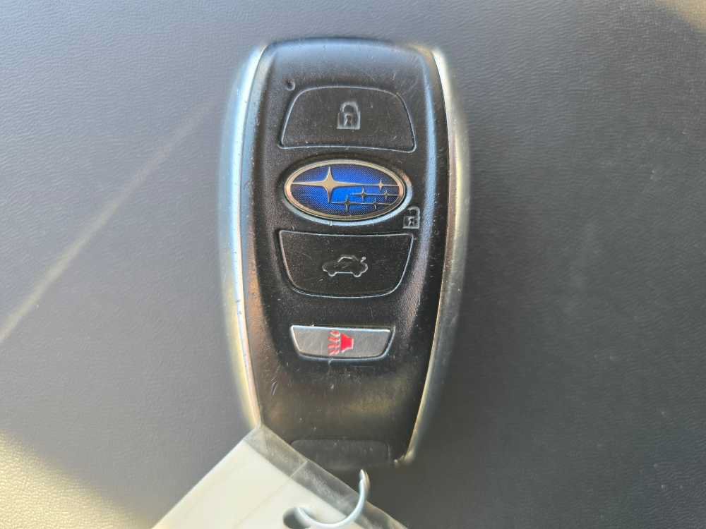 Used 2015 Subaru Legacy 3.6R Limited AWD/4WD image 21