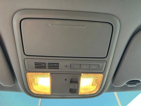 Used 2013 Honda Odyssey EX image 24