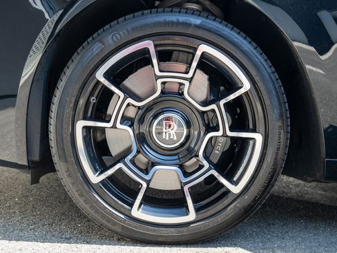 Certified 2018 Rolls-Royce Ghost RWD image 6