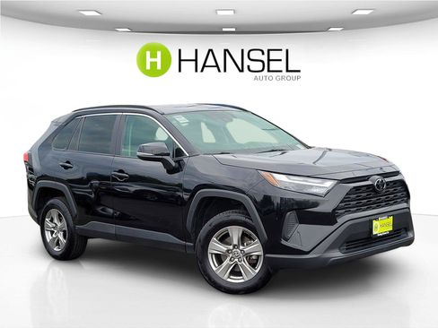 Used 2024 Toyota RAV4 XLE AWD/4WD image 1