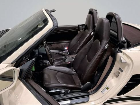 Used 2011 Porsche Boxster RWD image 25