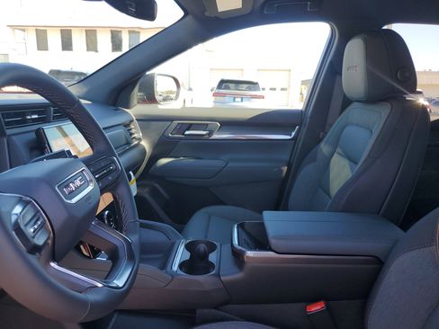 New 2026 GMC Terrain AT4 image 16