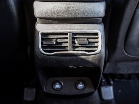 Used 2023 Hyundai Santa Fe SEL image 31