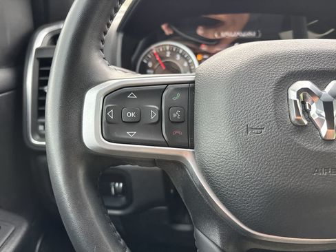 Used 2024 RAM 1500 Lone Star AWD/4WD image 9