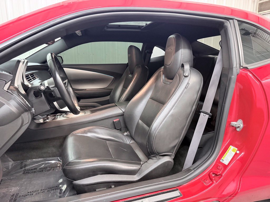 Used 2010 Chevrolet Camaro SS w/ RS Package RWD image 13