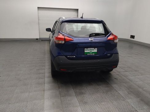 Used 2020 Nissan Kicks SV FWD image 6