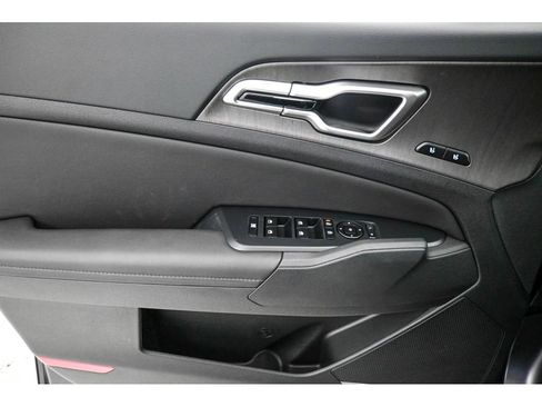 New 2026 Kia Sportage X-Line w/ X-Line Technology Package image 14
