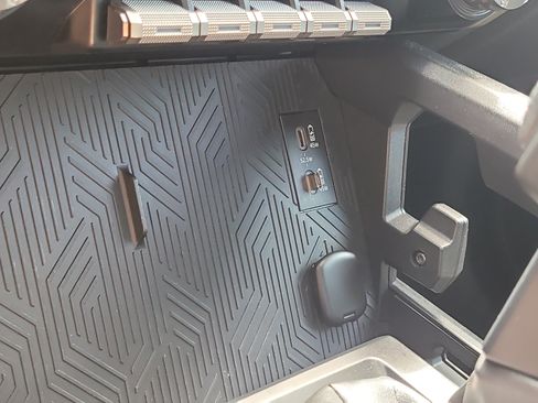 Certified 2025 Toyota Tacoma SR5 RWD image 25