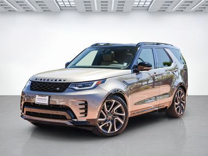 Certified 2025 Land Rover Discovery Dynamic SE