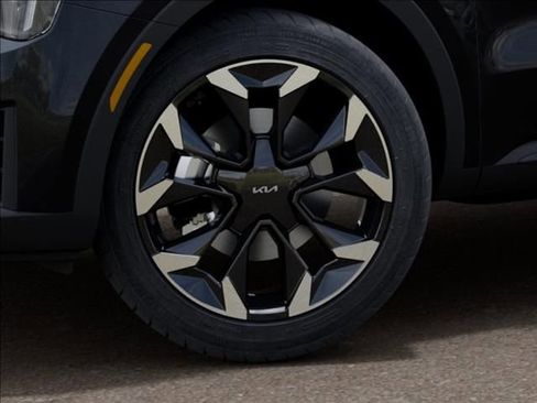 New 2026 Kia Sorento EX FWD image 9
