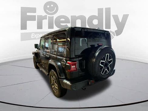 New 2026 Jeep Wrangler Sahara image 7