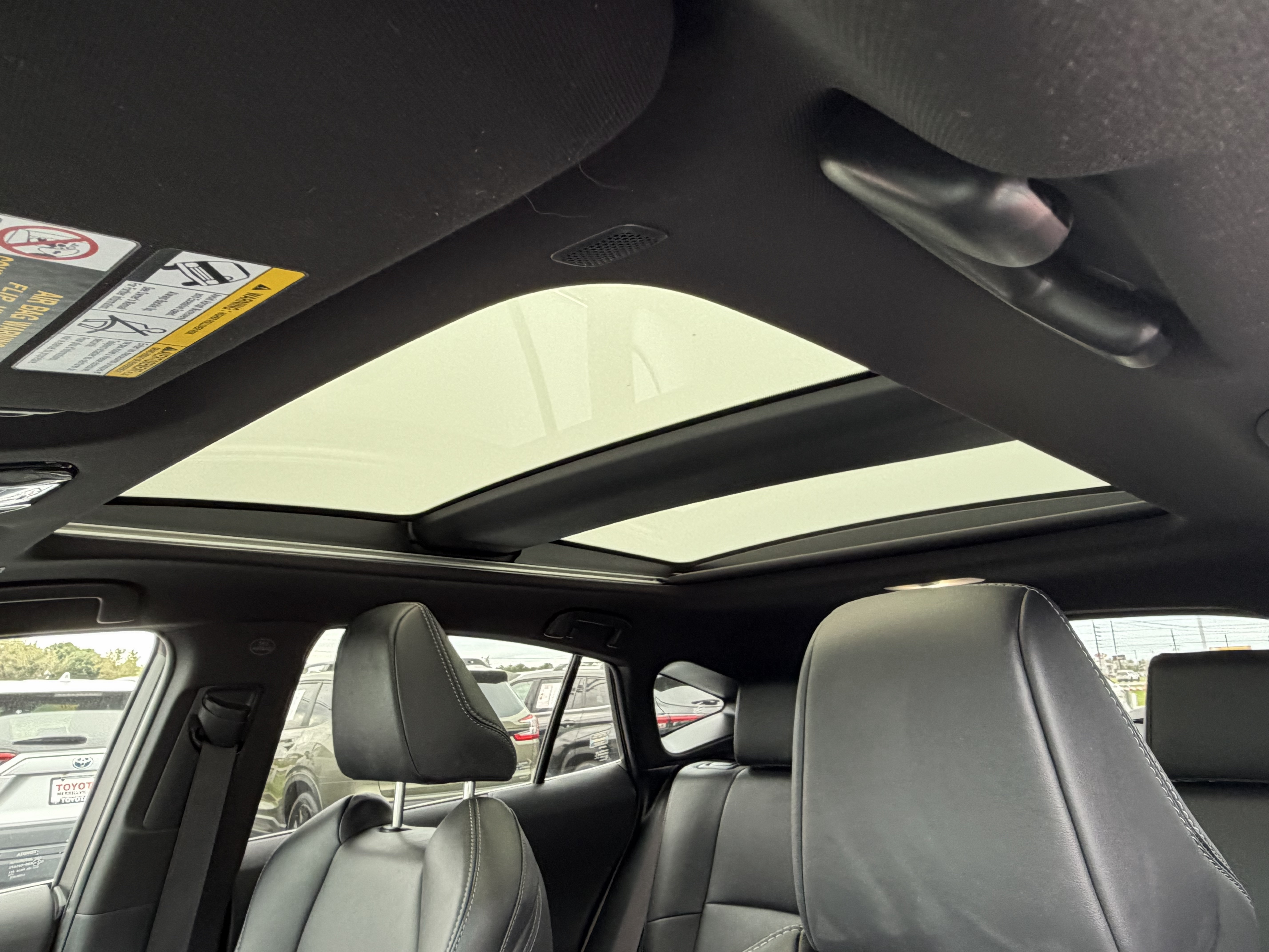 Used 2023 Toyota Venza Nightshade AWD/4WD image 12