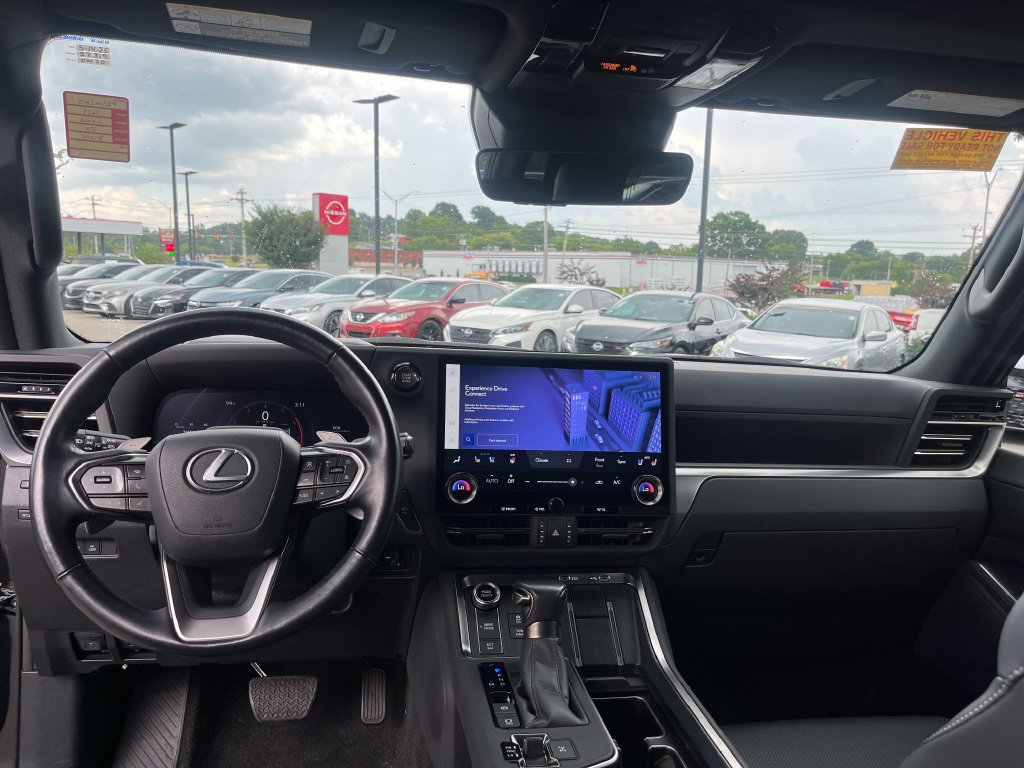Used 2024 Lexus GX 550 w/ Accessory Package (2T) AWD/4WD image 22