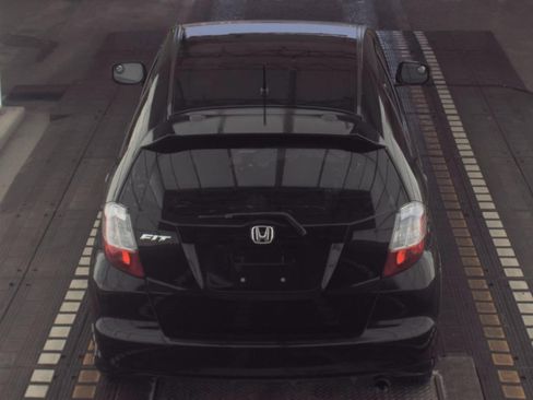 Used 2012 Honda Fit LX image 4