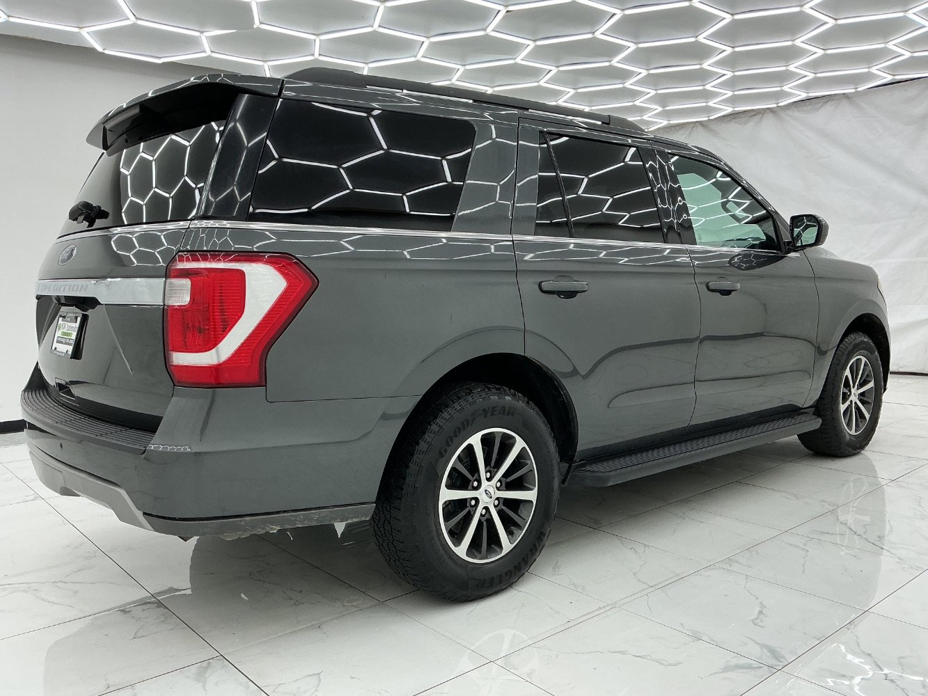Used 2020 Ford Expedition XLT AWD/4WD image 11