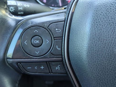 Used 2021 Toyota Camry SE FWD image 22