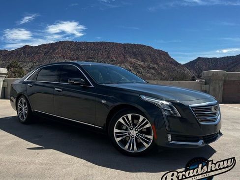 Used 2017 Cadillac CT6 Platinum image 2