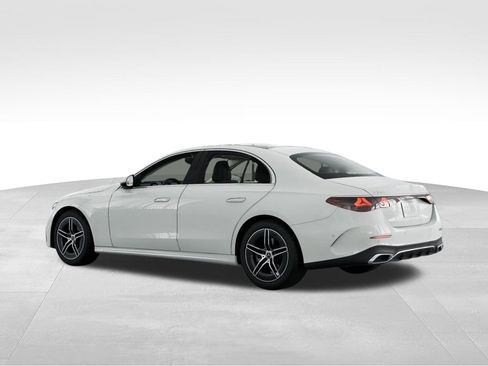 New 2026 Mercedes-Benz E 350 4MATIC Sedan image 30