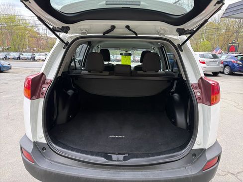 Used 2014 Toyota RAV4 LE AWD/4WD image 8