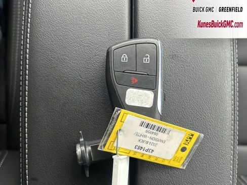 Used 2024 Buick Envision Preferred image 18