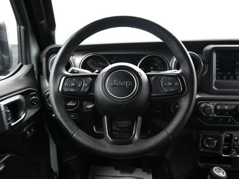 Used 2023 Jeep Wrangler Unlimited w/ Cold Weather Group AWD/4WD image 16