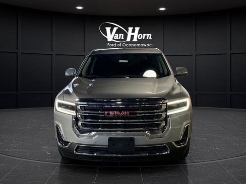 Used 2023 GMC Acadia SLE image 10