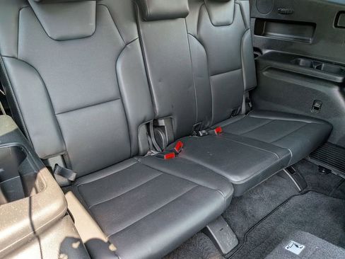 Used 2025 Kia Telluride S FWD image 31