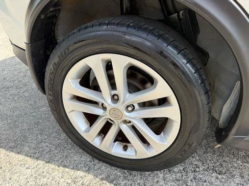 Used 2015 Nissan Juke SV FWD image 35