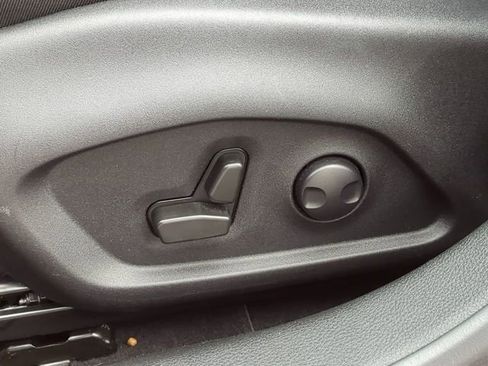 Used 2022 Jeep Compass Limited w/ (RED) Package image 23