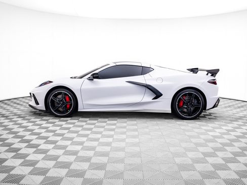 Used 2020 Chevrolet Corvette Stingray Premium Cpe w/ 3LT Preferred Equipment Group RWD image 2