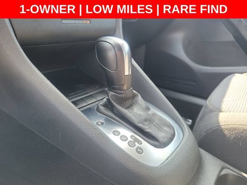 Used 2014 Volkswagen Golf 4-Door FWD image 28