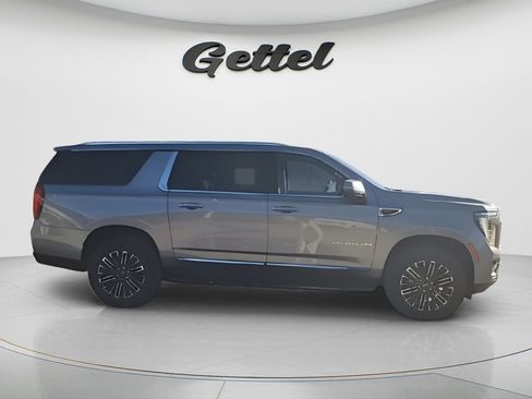 New 2026 GMC Yukon XL Elevation image 9