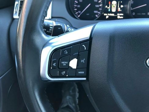 Used 2015 Land Rover Discovery Sport HSE AWD/4WD image 16