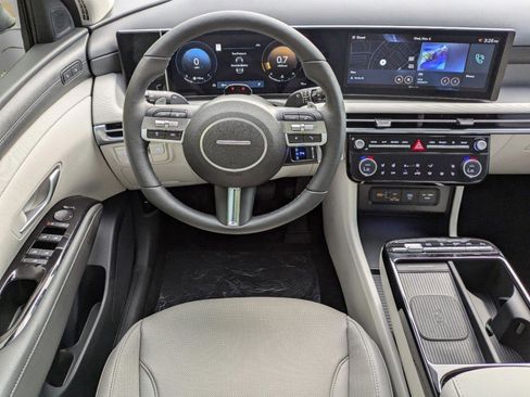 New 2026 Hyundai Tucson Limited FWD image 19
