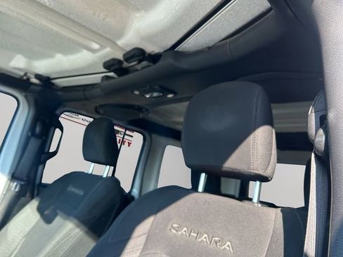 Used 2019 Jeep Wrangler Unlimited Sahara w/ Uconnect 4C Nav & Sound Group image 40