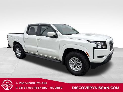 Certified 2024 Nissan Frontier SV AWD/4WD image 4