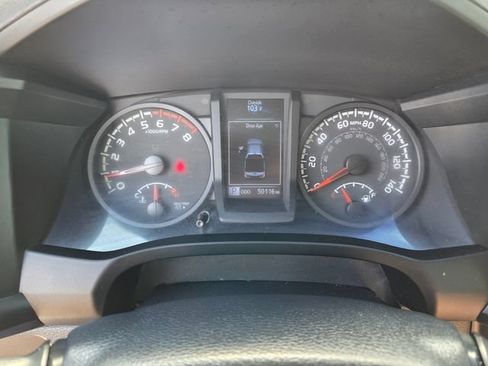 Used 2020 Toyota Tacoma SR w/ SR Convenience Package RWD image 25