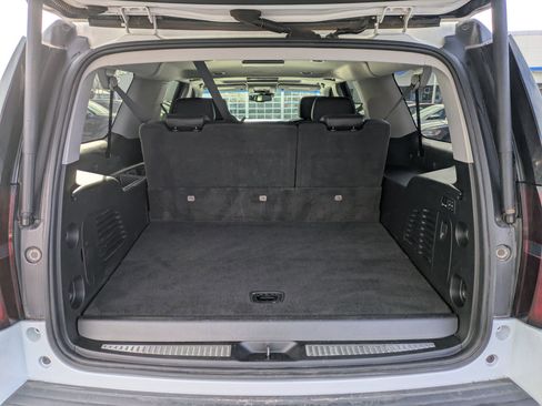 Used 2020 Chevrolet Suburban Premier image 35