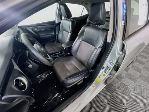 Used 2017 Toyota Corolla SE FWD image 10