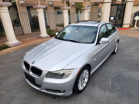 Used 2011 BMW 328i Sedan RWD image 10