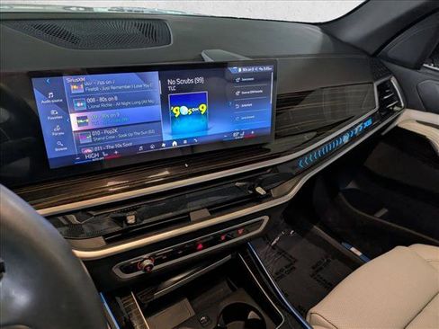 Certified 2025 BMW X5 sDrive40i w/ Parking Assistance Package image 15