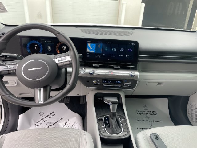 Used 2025 Hyundai Kona SEL FWD image 22